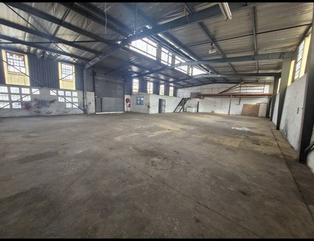 477M² WAREHOUSE TO LET IN DENVER